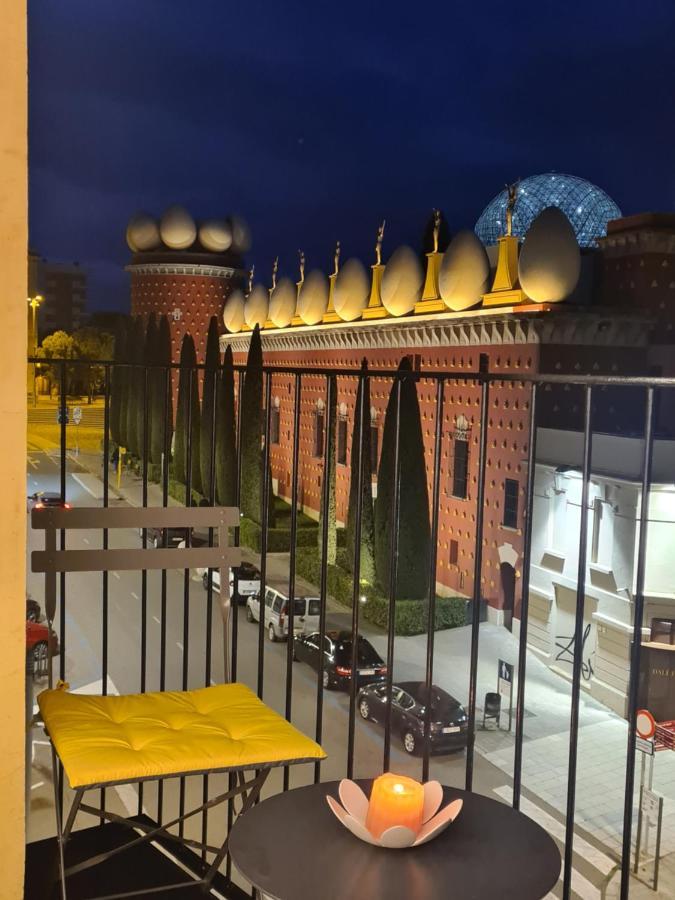 Enfrente Del Museo Dali Appartement